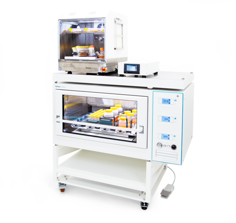 Stacking adapter for Incubator Shakers